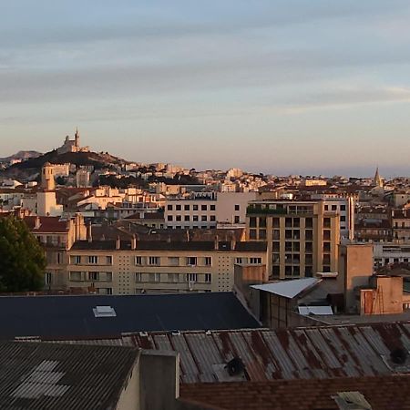 Sublime 2 Pieces Vue Incroyable Mer Et Tout Les Monuments De Marseille Exteriér fotografie